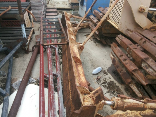 ขายรถแทรกเตอร์D3พร้อมใช้งานได้ดีถูกๆต่อรองได้