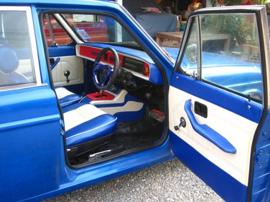 ปรับราคาขาย volvo 164 ทะเบียนพร้อมโอน รถชื่อผมเอง ราคา 100,000 ราคาต่อรองได้ต้องการใช้เงิน