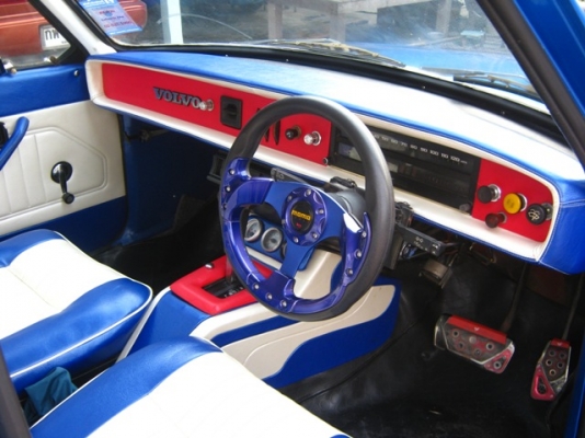 ปรับราคาขาย volvo 164 ทะเบียนพร้อมโอน รถชื่อผมเอง ราคา 100,000 ราคาต่อรองได้ต้องการใช้เงิน