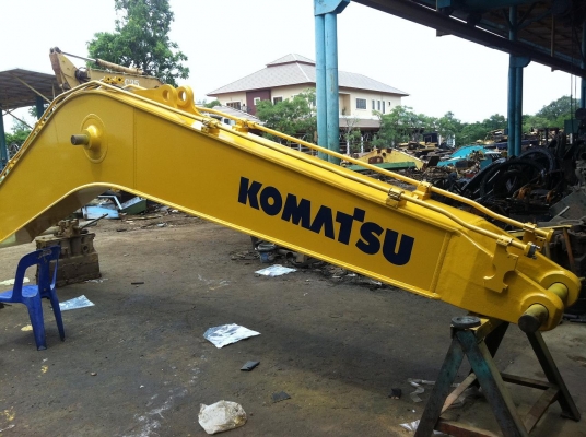 ชุดบูมและอาร์ม KOMATSU PC200-7และ8 ชุดบูมและอาร์ม KOMATSU PC200-7และ8
