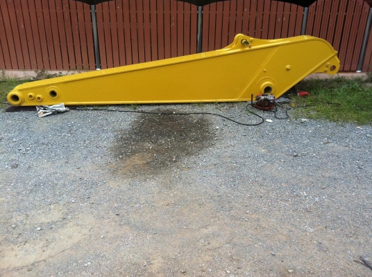 ชุดบูมและอาร์ม KOMATSU PC200-7และ8 ชุดบูมและอาร์ม KOMATSU PC200-7และ8