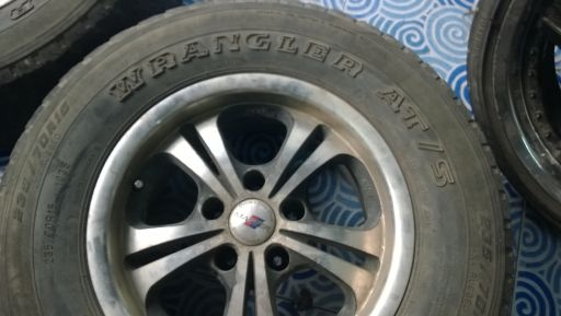 ล้อแม็กกะบะToyota ขอบ 15-5-114.3 พร้อมยางถูกๆ3,200 บาท ล้อแม็กกะบะToyota ขอบ 15-5-114.3 พร้อมยางถูกๆ3,200 บาท