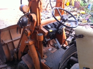 ขายถูกรถตักเล็ก 1 คิว