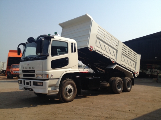 ขายครับเหมือนใหม่ป้ายแดง MITSUBISHI FUSO SUPERGREAT เครื่อง 6M70 ระบบน้ำมัน 380 แรงม้า กระบะดั้มพ์ดิน ยาว 6 เมตร กว้าง 2.50 เมตร สูง 1.50 เมตร กระบอกดั้มพ์ 15 ตัน แกน 90 มิล ยางใหม่ 13 เส้น เครื่องแรงคัชซีใหญ่พร้อมเล่มครับ สนใจโทรเลยครับ ขายครับเหมือนใหม่ป้ายแดง MITSUBISHI FUSO SUPERGREAT เครื่อง 6M70 ระบบน้ำมัน 380 แรงม้า กระบะดั้มพ์ดิน ยาว 6 เมตร กว้าง 2.50 เมตร สูง 1.50 เมตร กระบอกดั้มพ์ 15 ตัน แกน 90 มิล ยางใหม่ 13 เส้น เครื่องแรงคัชซีใหญ่พร้อมเล่มครับ สนใจโทรเลยครับ