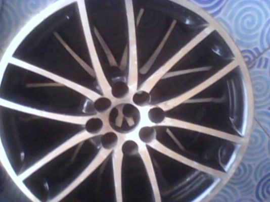 ขายล้อ 17X7.5 ขนาด 4 รุ 100 และ 4 รู 114 มี 4 วง