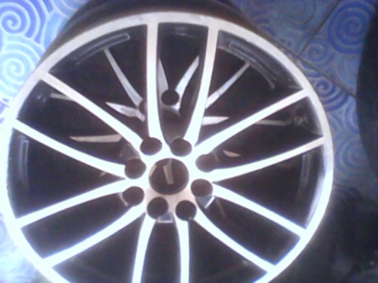 ขายล้อ 17X7.5 ขนาด 4 รุ 100 และ 4 รู 114 มี 4 วง