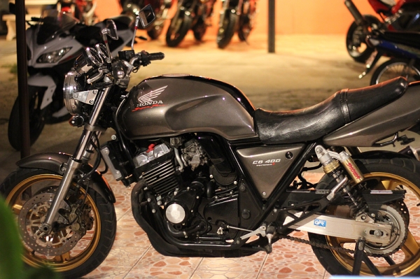 ขาย CB 400 ปี98 ทะเบียน(โอนนอก)พร้อมชุดโอน