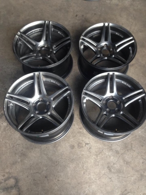 ขายล้อ S5R COSMIC BY KIKI แท้ ขอบ18 5/114 กว้าง9-10 เดิมๆ  สวยๆ ถูกๆครับ