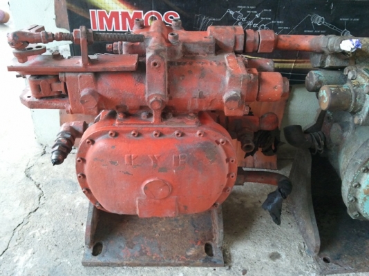 ขายปั้มไฮโดรลิคมือสองสภาพสวยใช้งานได้ตามปกติ