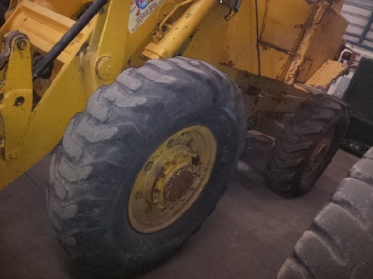 920 # 41J3231 : รถตักล้อยาง นำเข้า by กุ้ง:TOS:0813062283