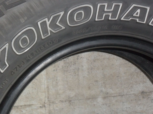 ยาง YOKOHAMA 265/70R16ปี4409 สวยๆ 4 เส้น ราคา 3800 บาท ยาง YOKOHAMA 265/70R16ปี4409 สวยๆ 4 เส้น ราคา 3800 บาท