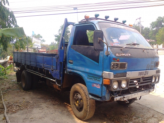 หกล้อ อีซูซุ TL110แรงเครือง 4be1ฝาดำ"ลงเล่มแล้ว"พร้อมใช้ยาว4.30.ม(ราคา.158,000.บ)ทะเบียนพร้อม.ภาษีไม่ขาด.ครับ หกล้อ อีซูซุ TL110แรงเครือง 4be1ฝาดำ"ลงเล่มแล้ว"พร้อมใช้ยาว4.30.ม(ราคา.158,000.บ)ทะเบียนพร้อม.ภาษีไม่ขาด.ครับ