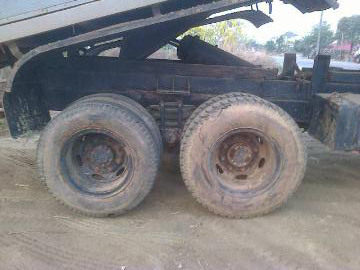 ขายสิบล้อดัมพ์หน้ายาว เครื่อง EH700 -168 แรง ช่วงล่างเดิมๆ 1 เพลาทะเบียนพร้อม