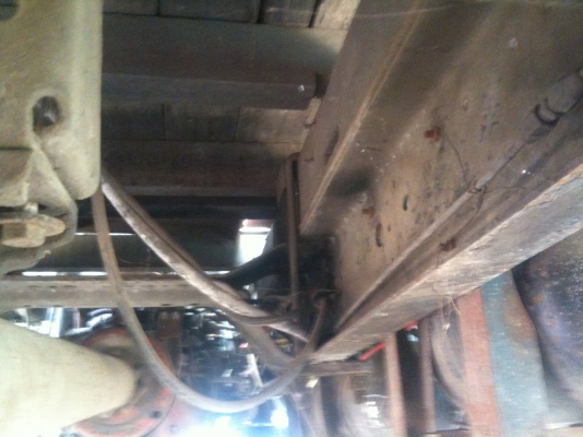 ขาย 6 ล้อพื้นเรียบ ISUZU SBR เครื่อง 6BF1 185 แรง เบรคจิฟฟี่ พวงมาลัยเพาว์เวอร์ ทะเบียนเต็มพร้อมโอน