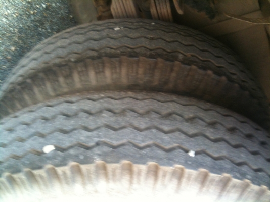 ขาย 6 ล้อพื้นเรียบ ISUZU SBR เครื่อง 6BF1 185 แรง เบรคจิฟฟี่ พวงมาลัยเพาว์เวอร์ ทะเบียนเต็มพร้อมโอน