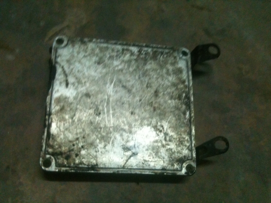 กล่องเครื่อง Toyota 4AG ขับหลัง ขาย 2,000 บาท กล่องเครื่อง Toyota 4AG ขับหลัง ขาย 2,000 บาท