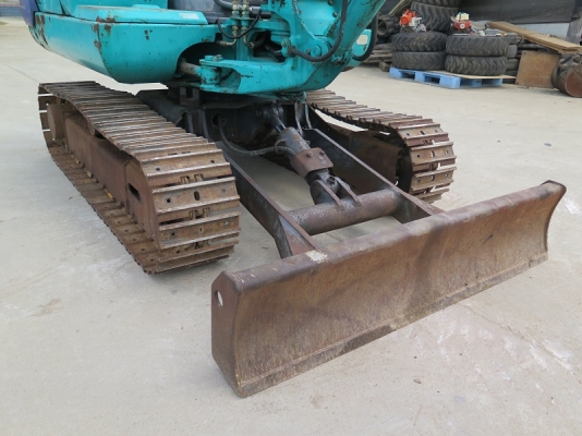 รถขุด KOMATSU PC30-7 นำเข้า มือสองจากญี่ปุ่นแท้ๆ