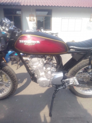 ขาย HONDA JX แต่งทรงคาเฟ่ สตาร์ทมือ เลี่ยมๆ ทะเบียนพร้อมโอน ขาย HONDA JX แต่งทรงคาเฟ่ สตาร์ทมือ เลี่ยมๆ ทะเบียนพร้อมโอน