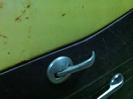 ประตู faster (KB20) ครบคู่ สีแห้งเดิมโรงงาน โลโก้ครบ อุปกรณ์เดิมครบๆ