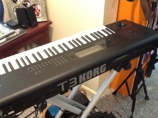 คีบอร์ด T3 KORG