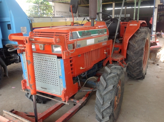 ขายรถไถคูโบต้า L1 38 แรง 4wd ขายรถไถคูโบต้า L1 38 แรง 4wd