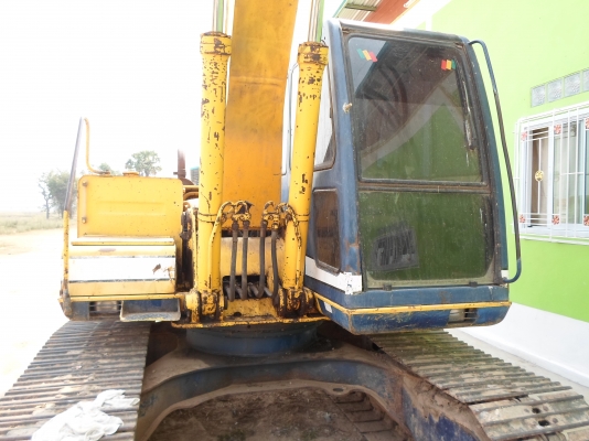 ขายด่วนแม็คโคร kobleco 120-3 เดิม ขายตามสภาพ ราคาคุยกันได้