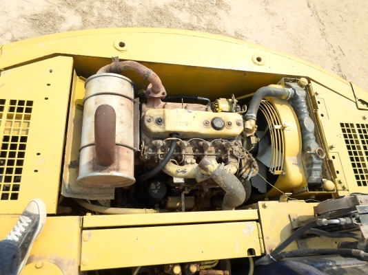 ขายด่วนแม็คโคร kobleco 120-3 เดิม ขายตามสภาพ ราคาคุยกันได้