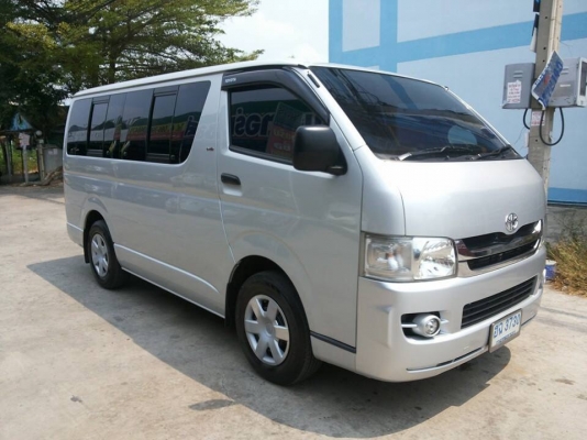 รถตู้ Toyota hiace เครื่อง2.5d4d รถสภาพสวยจัด เหมือนใหม่ ราคาถูกด่วนจัดไฟแนนซ์ได้เลย