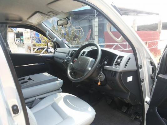 รถตู้ Toyota hiace เครื่อง2.5d4d รถสภาพสวยจัด เหมือนใหม่ ราคาถูกด่วนจัดไฟแนนซ์ได้เลย