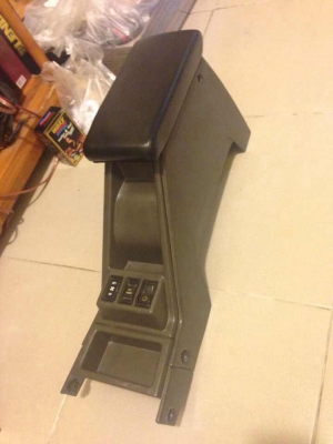 ขาย ชายชายกันชน กล่องกลาง LN60 65