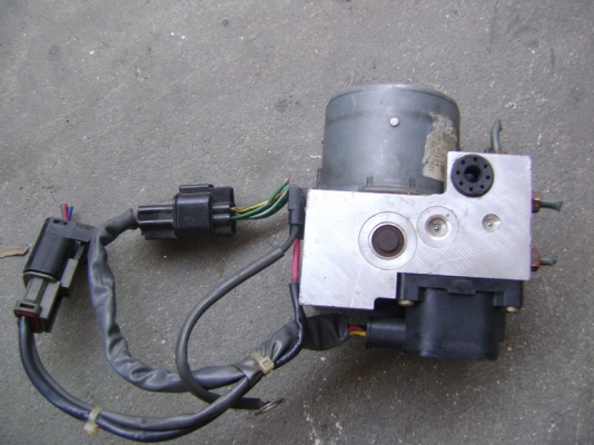 ปั้ม ABS มิตซู Evo 4