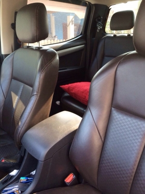 ขายรถกระบะ ราคาดาวน์เพื่อใครสนใจ ยี่ห้อ isuzu รุ่น V-cross