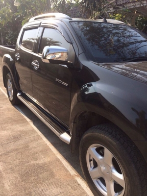 ขายรถกระบะ ราคาดาวน์เพื่อใครสนใจ ยี่ห้อ isuzu รุ่น V-cross ขายรถกระบะ ราคาดาวน์เพื่อใครสนใจ ยี่ห้อ isuzu รุ่น V-cross