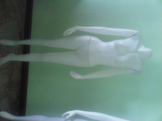 ขาย หุ่นโชว์เสื้อผ้ามือสอง