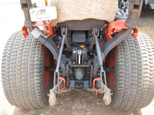 ขายคูโบต้า B7500 พร้อมที่ตัดหญ้า ราคา 155,000 บาท