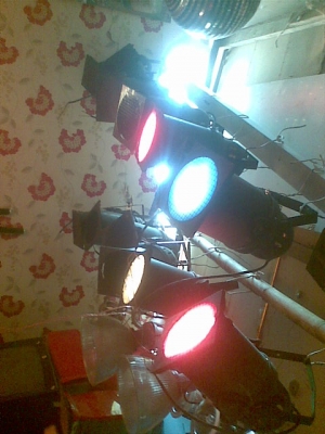 ขายด่วน ไฟคอนเสริต มือสองสภาพดี ระบบแสงสี สำหรับจัดเวทีการแสดง ร้านอาหาร ขายเหมาจร้า หลายรายการ