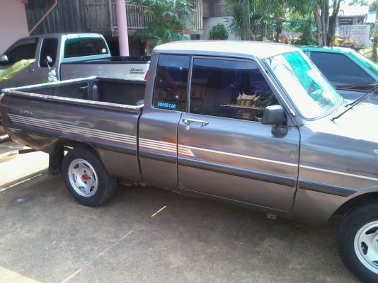 ขายมาสด้าน้อยพร้อมใช้งานครับ ขายมาสด้าน้อยพร้อมใช้งานครับ