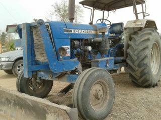 รถไถ ฟอร์ส 6600 T5 อุปกรณ์มี ใบดันหน้า และ ผาน 7 อย่างดี ชอบราคาเท่าไร ต่อรองราคากันได้ครับ