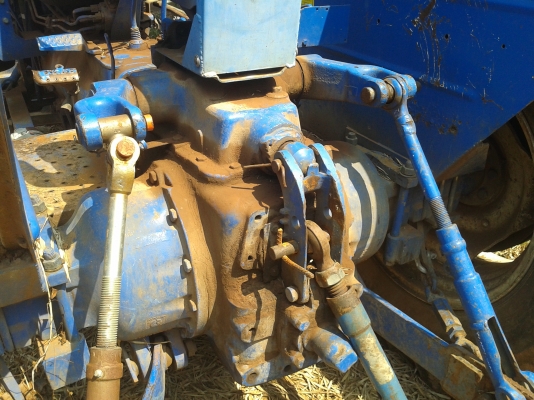 ขายแทรกเตอร์ฟอร์ด นิวฮอนแลน 6610  AT สวยๆแน่นครับ