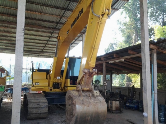 รถขุด KOMATSU PC200-8 เลขชั่วโมง 3000 ชั่วโมง ส่งต่อ 60,700 บาท ต่อเดือน อีกเพียง 42 งวด.
