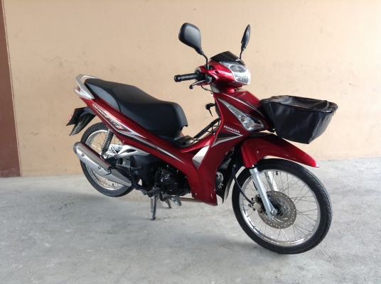 ขาย!!! เวฟ125ไอ ตัวใหม่ สต๊าทมือ ใหม่กริ๊บ ปี56 รถเครื่องดีคับ ทะเบียนครบ ภาษีไม่หมด