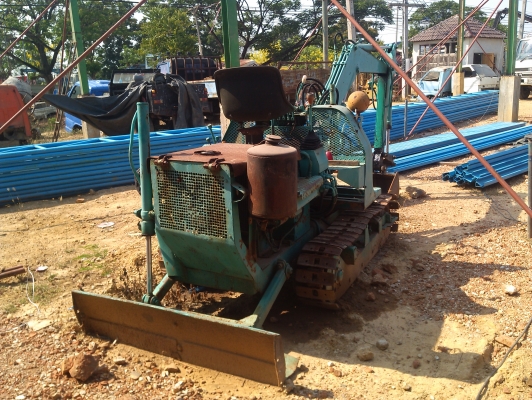 ขายรถ แบคโฮ หน้าตักหลังขุด