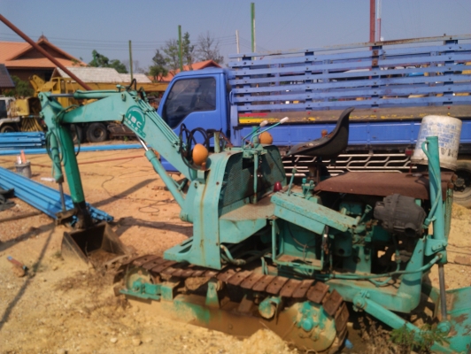 ขายรถ แบคโฮ หน้าตักหลังขุด