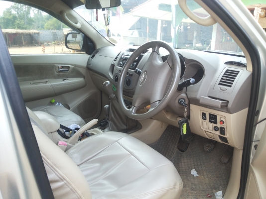 ขายดาว150000รถ ฟอร์จูนเนอร์ปี 07 เกียร์ธรรมดา เครื่อง3000 4X4 รถแม่ผมเองโทร 081-3648488 (ยอดปิดเหลือ48กว่า)