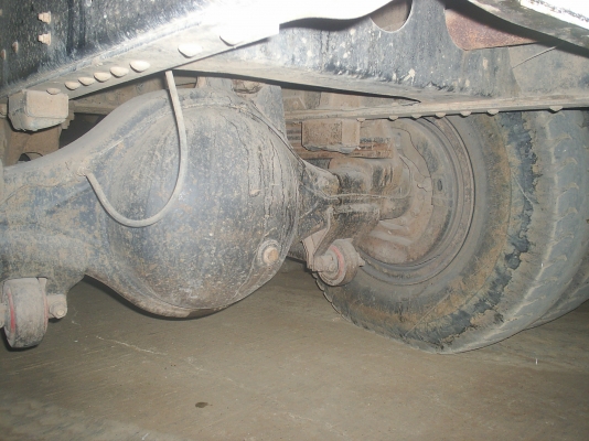 ต้องการขายคุณหลงสิบล้อสองเพลา ขายเอ