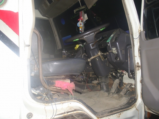 ต้องการขายคุณหลงสิบล้อสองเพลา ขายเอ