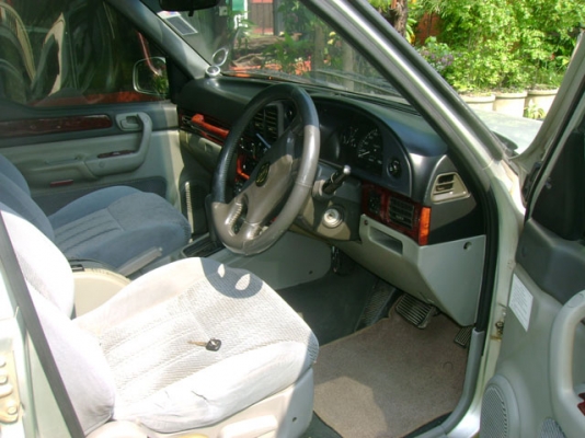 BENZ SSANYONG MUSSO 4 WD 602 EL AUTO LPG มือเดียวออกห้าง BENZ SSANYONG MUSSO 4 WD 602 EL AUTO LPG มือเดียวออกห้าง