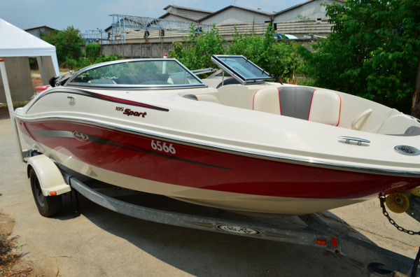 ขายเรือ Sea Ray Sport ยาว 19.8 ฟุด ผลิตปลายปี 2007 สวยและใหม่มากใช้งานแค่ 160 ชั่วโมง วิ่งน้ำจืดอย่างเดียว ขายเรือ Sea Ray Sport ยาว 19.8 ฟุด ผลิตปลายปี 2007 สวยและใหม่มากใช้งานแค่ 160 ชั่วโมง วิ่งน้ำจืดอย่างเดียว