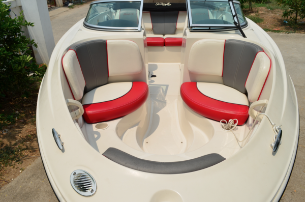 ขายเรือ Sea Ray Sport ยาว 19.8 ฟุด ผลิตปลายปี 2007 สวยและใหม่มากใช้งานแค่ 160 ชั่วโมง วิ่งน้ำจืดอย่างเดียว ขายเรือ Sea Ray Sport ยาว 19.8 ฟุด ผลิตปลายปี 2007 สวยและใหม่มากใช้งานแค่ 160 ชั่วโมง วิ่งน้ำจืดอย่างเดียว