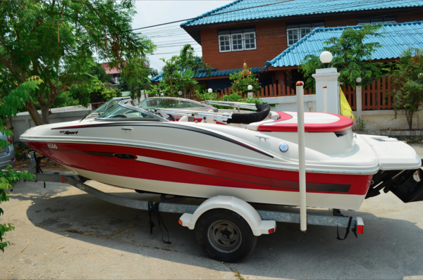 ขายเรือ Sea Ray Sport ยาว 19.8 ฟุด ผลิตปลายปี 2007 สวยและใหม่มากใช้งานแค่ 160 ชั่วโมง วิ่งน้ำจืดอย่างเดียว ขายเรือ Sea Ray Sport ยาว 19.8 ฟุด ผลิตปลายปี 2007 สวยและใหม่มากใช้งานแค่ 160 ชั่วโมง วิ่งน้ำจืดอย่างเดียว